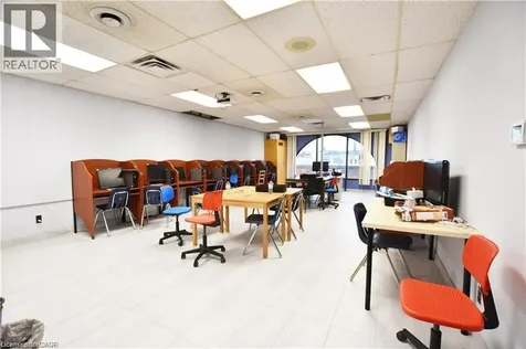 55 Dickson Street Cambridge ON N1R 7A5