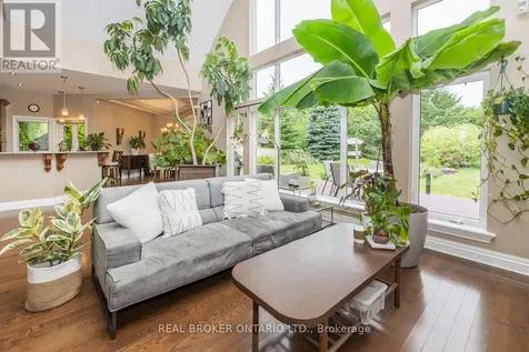 2188 Robertson Road Ottawa ON K2H 5Z1