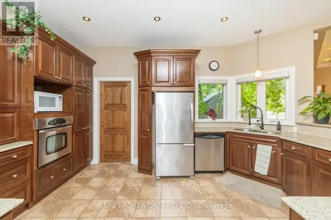2188 Robertson Road Ottawa ON K2H 5Z1