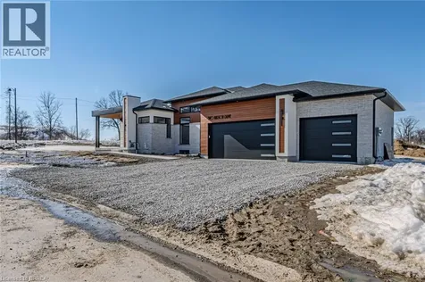 2 Hudson Drive Brantford ON N3T 0V6