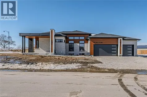 2 Hudson Drive Brantford ON N3T 0V6