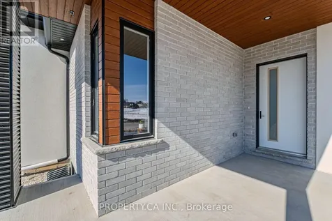 2 Hudson Drive Brantford ON N3T 0V6