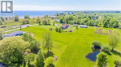 17 Lakeshore Road Wainfleet ON L0S 1V0