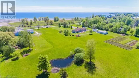 17 Lakeshore Road Wainfleet ON L0S 1V0
