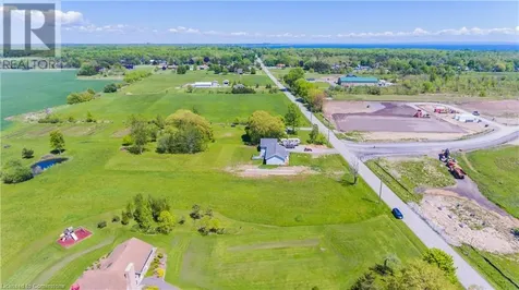 17 Lakeshore Road Wainfleet ON L0S 1V0