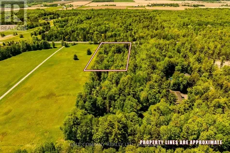 4475 Dunrobin Road Ottawa ON K0A 3M0