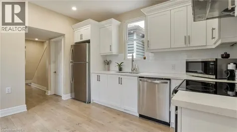 33 Highland Avenue Hamilton ON L8L 1Y8