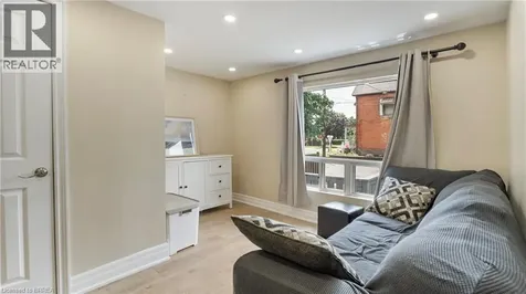 33 Highland Avenue Hamilton ON L8L 1Y8