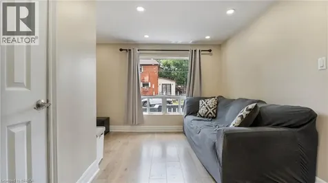 33 Highland Avenue Hamilton ON L8L 1Y8