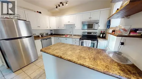 22 Emilie Street Brantford ON N3S 1S4
