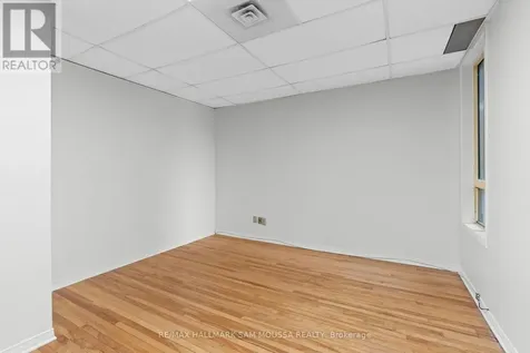 162-164 Metcalfe Street Ottawa ON K2P 1P2