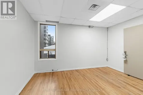 162-164 Metcalfe Street Ottawa ON K2P 1P2