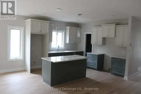 784 Campbell Avenue Kincardine ON N2Z 1W1