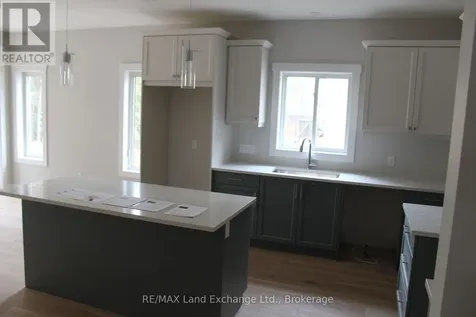 784 Campbell Avenue Kincardine ON N2Z 1W1
