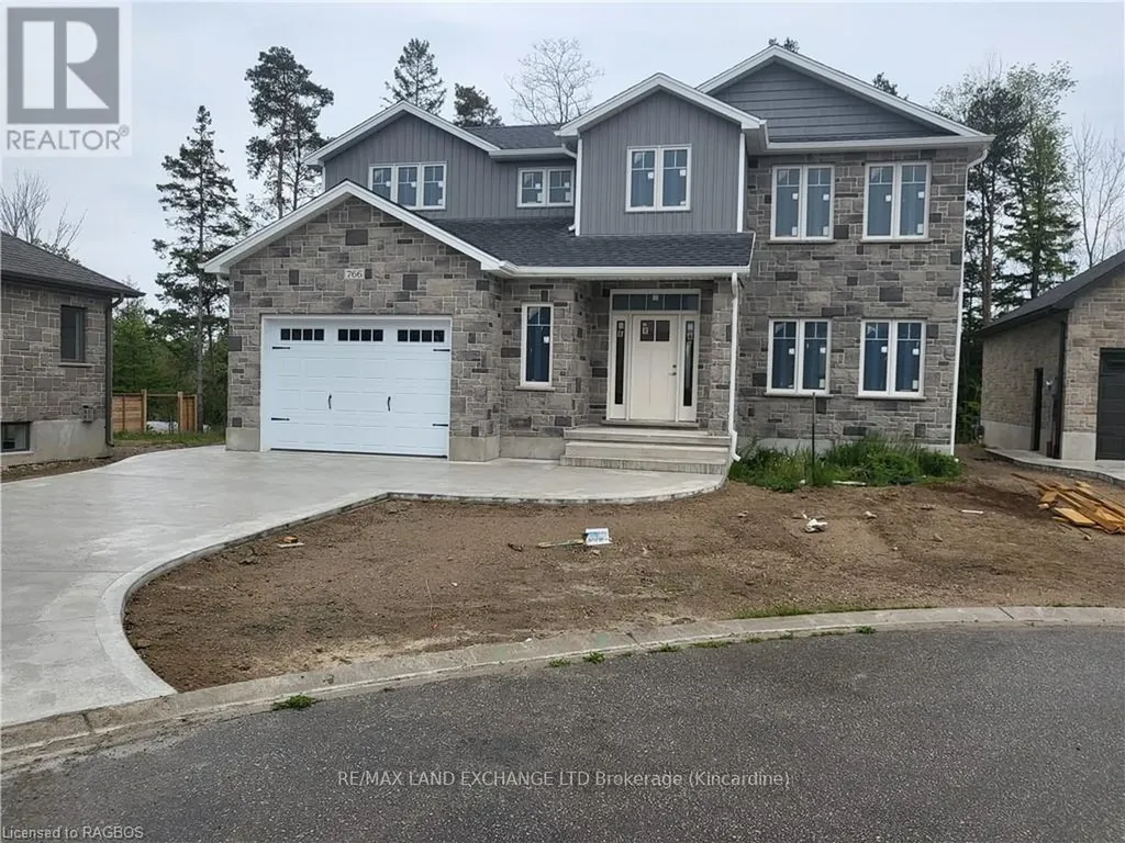 766 Campbell Avenue Kincardine ON N2Z 1W1