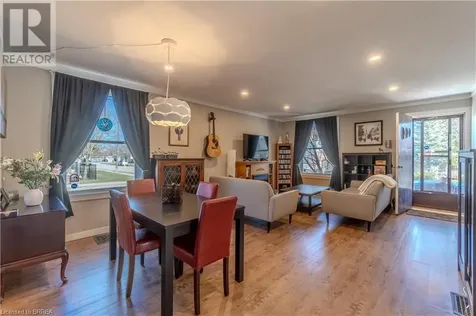 21 Wade Avenue Brantford ON N3T 1W9