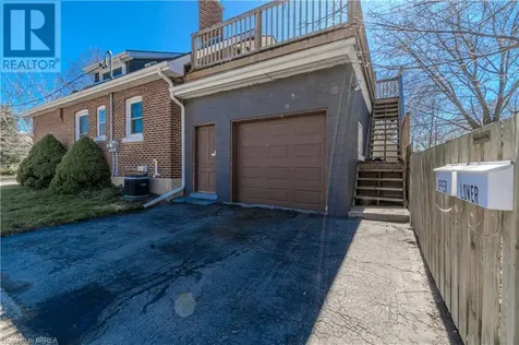 21 Wade Avenue Brantford ON N3T 1W9