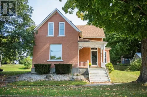 8 Elizabeth Drive South Bruce Peninsula ON N0H 1A0