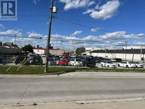 1387 Mcdougall Street Windsor ON N8X 3N6