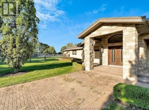1530 Ravine Line Kingsville ON N9Y 2W9