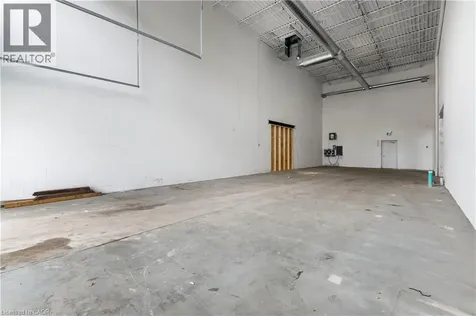 1156 King Road Burlington ON L7T 0C5