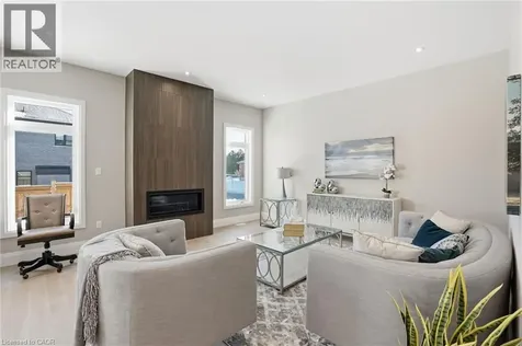 7 Klein Circle Ancaster ON L9G 3K9