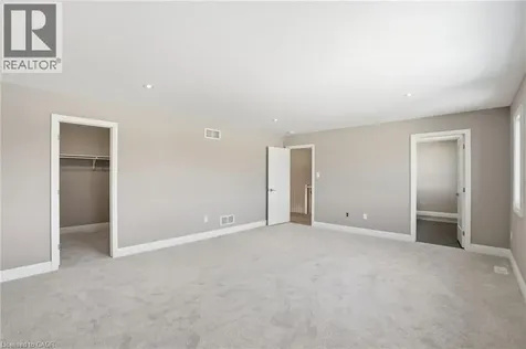 7 Klein Circle Ancaster ON L9G 3K9