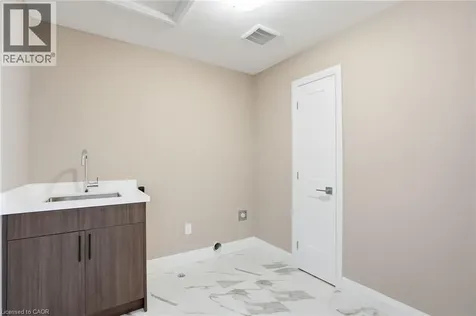 7 Klein Circle Ancaster ON L9G 3K9