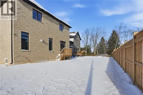7 Klein Circle Ancaster ON L9G 3K9