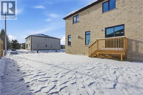 7 Klein Circle Ancaster ON L9G 3K9