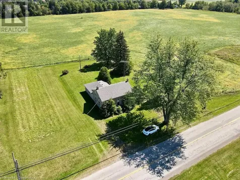 1748 Brock Road Freelton ON L9H 5E4