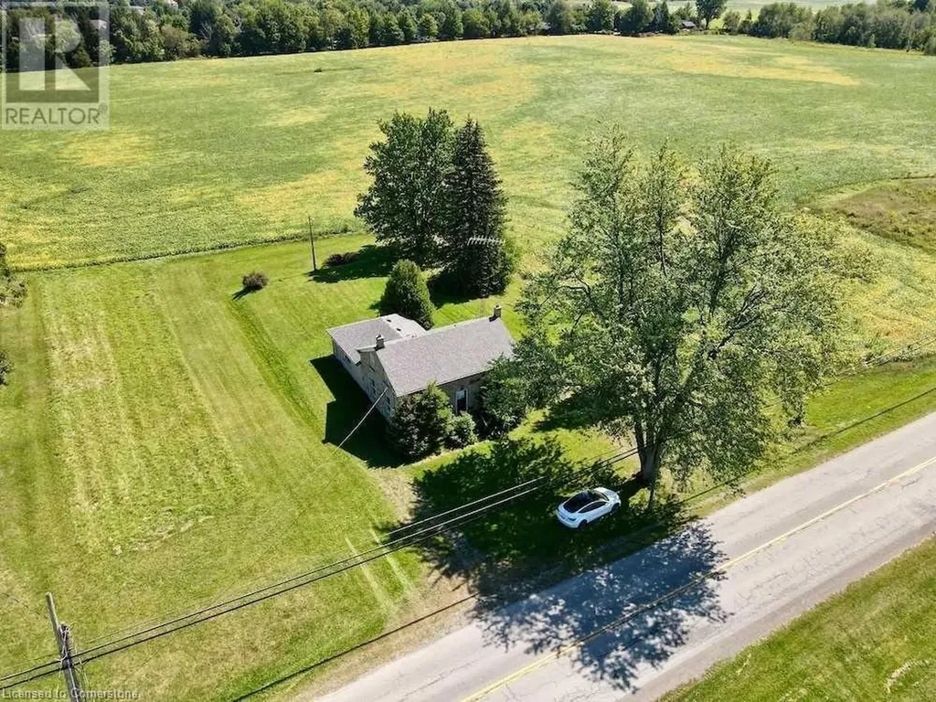 1748 Brock Road Freelton ON L9H 5E4