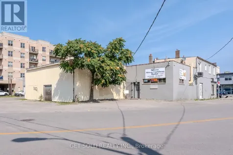 279 Colborne Street East Brantford ON N3T 2H3