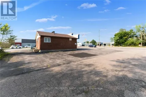 3436 Petawawa Boulevard Petawawa ON K8H 1X5