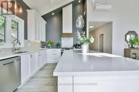 7426 Island View Street Ramara ON L0K 2B0