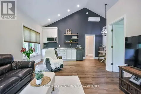7426 Island View Street Ramara ON L0K 2B0