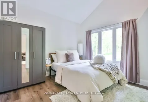 7426 Island View Street Ramara ON L0K 2B0