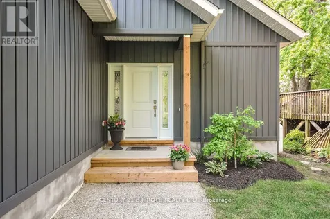 7426 Island View Street Ramara ON L0K 2B0