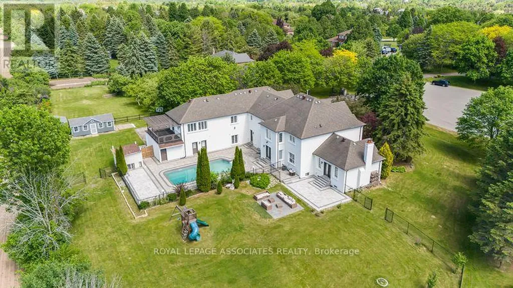 69 Raeview Drive Whitchurch-stouffville ON L4A 3G7
