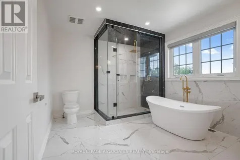 69 Raeview Drive Whitchurch-stouffville ON L4A 3G7