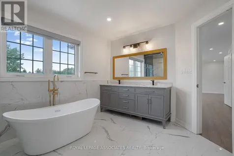 69 Raeview Drive Whitchurch-stouffville ON L4A 3G7