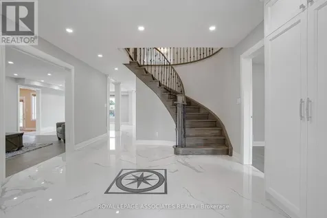 69 Raeview Drive Whitchurch-stouffville ON L4A 3G7