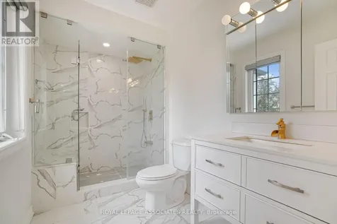69 Raeview Drive Whitchurch-stouffville ON L4A 3G7