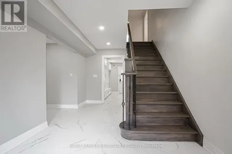 69 Raeview Drive Whitchurch-stouffville ON L4A 3G7