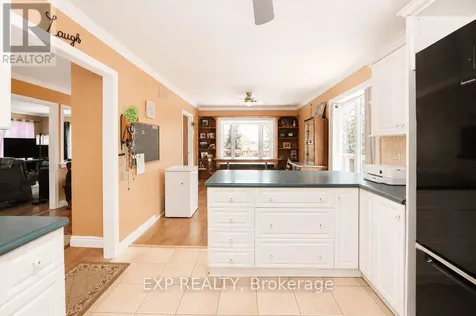 384 Carnegie Beach Road Scugog ON L9L 1B6