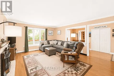 384 Carnegie Beach Road Scugog ON L9L 1B6