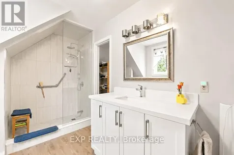 384 Carnegie Beach Road Scugog ON L9L 1B6