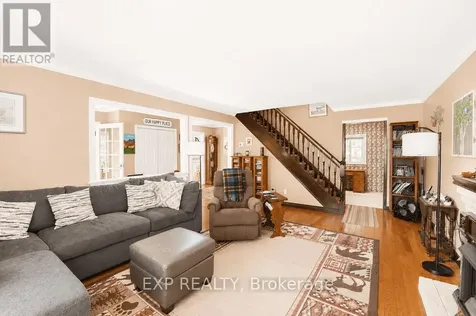 384 Carnegie Beach Road Scugog ON L9L 1B6
