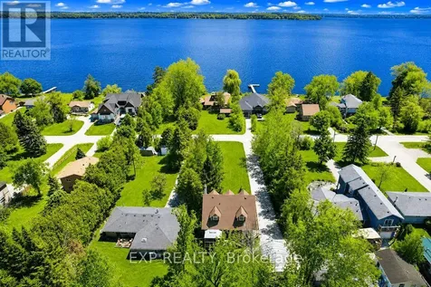 384 Carnegie Beach Road Scugog ON L9L 1B6