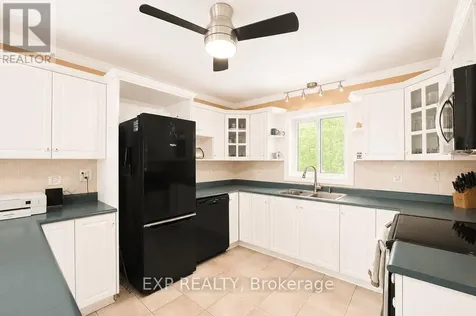 384 Carnegie Beach Road Scugog ON L9L 1B6